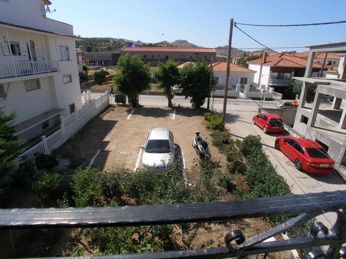 Efi Apartments Міріна Екстер'єр фото